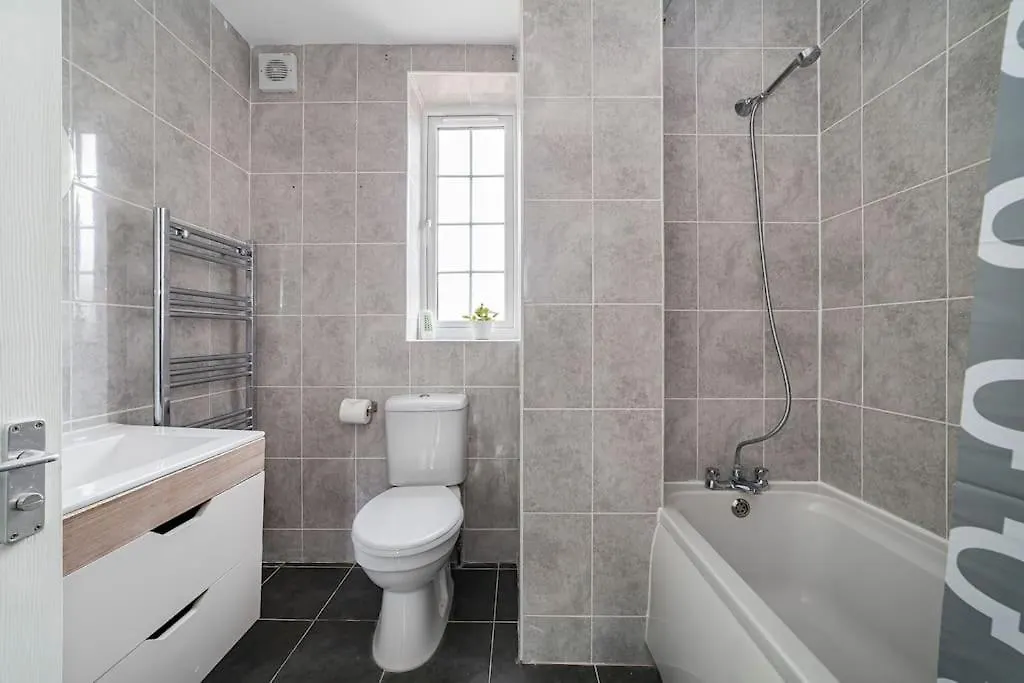Διαμέρισμα Lovely 3-Bedroom 2 Bath Duplex Flat In Se London Chislehurst
